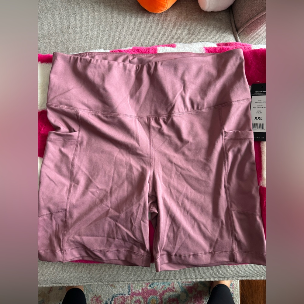Yogalicious Biker Shorts w/pockets. Brand new with tags. Size XXL.